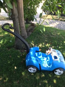 Blue push 🚗 $10 needs TLC runs perfect loose steer wheel
