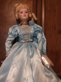BEAUTIFUL DOLL. 2nd Picture Shows The BLUE doll