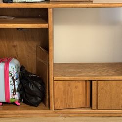 Organizer Or Entertainment Center 