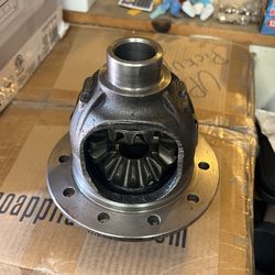 Dana 30