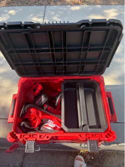 Milwaukee tool pack