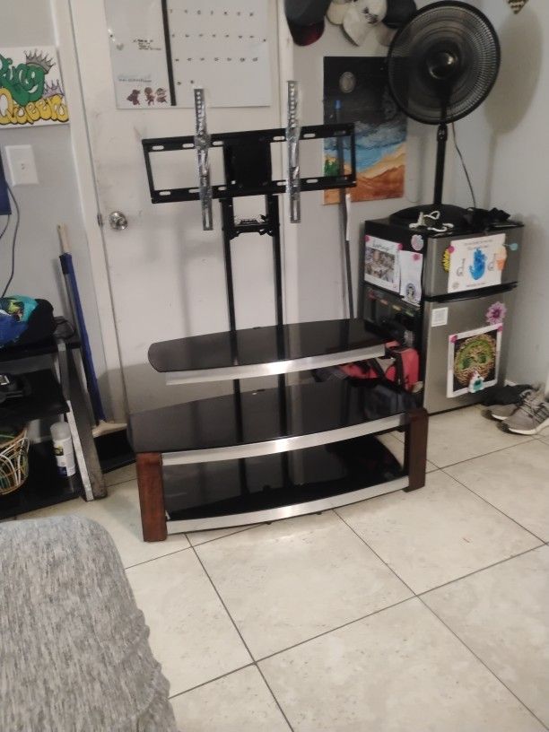 Whalen Flat Panel T. V. Stand