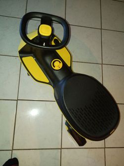 Fantik toy car