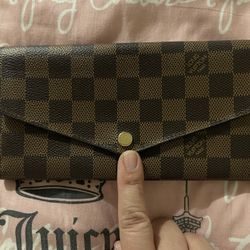 LOUIS VUITTON WALLET