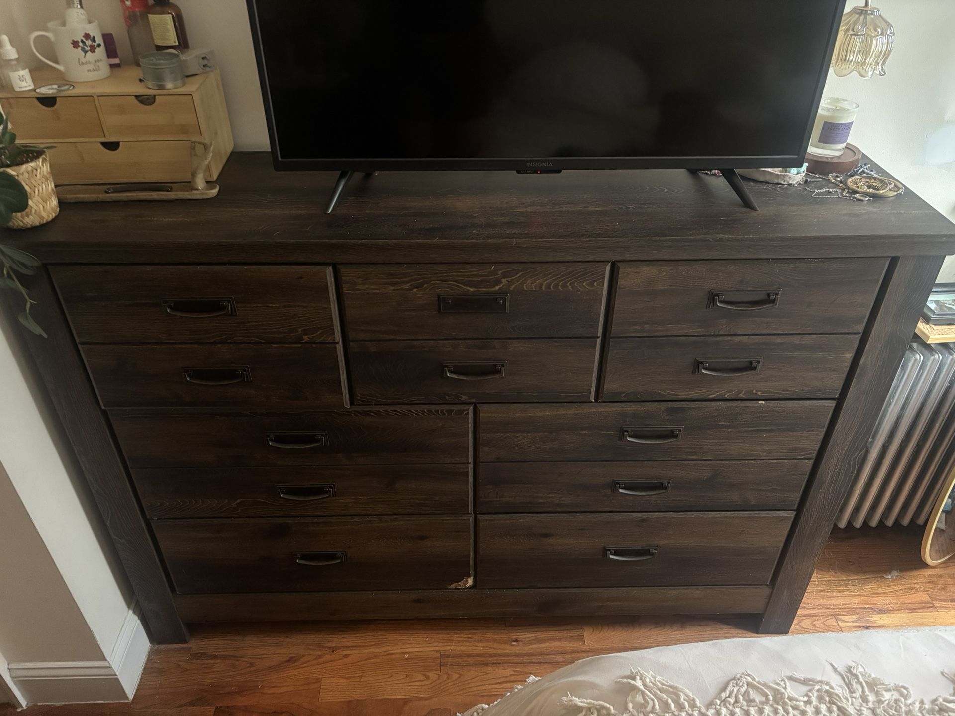 7 Drawer Dresser