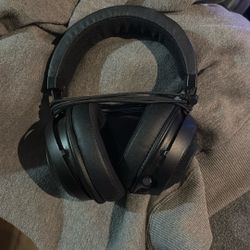 Nice Headphones For Games