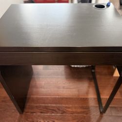 IKEA Micke Desk