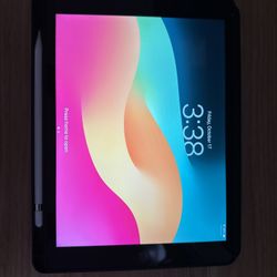 iPad 8th Generation w/ Apple Pencil