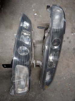 98-spec Honda Integra DC2 Type R HID Headlights Black Housing