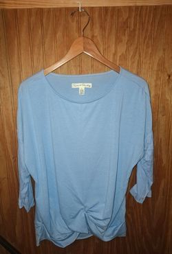 Light blue top (French Laundry)