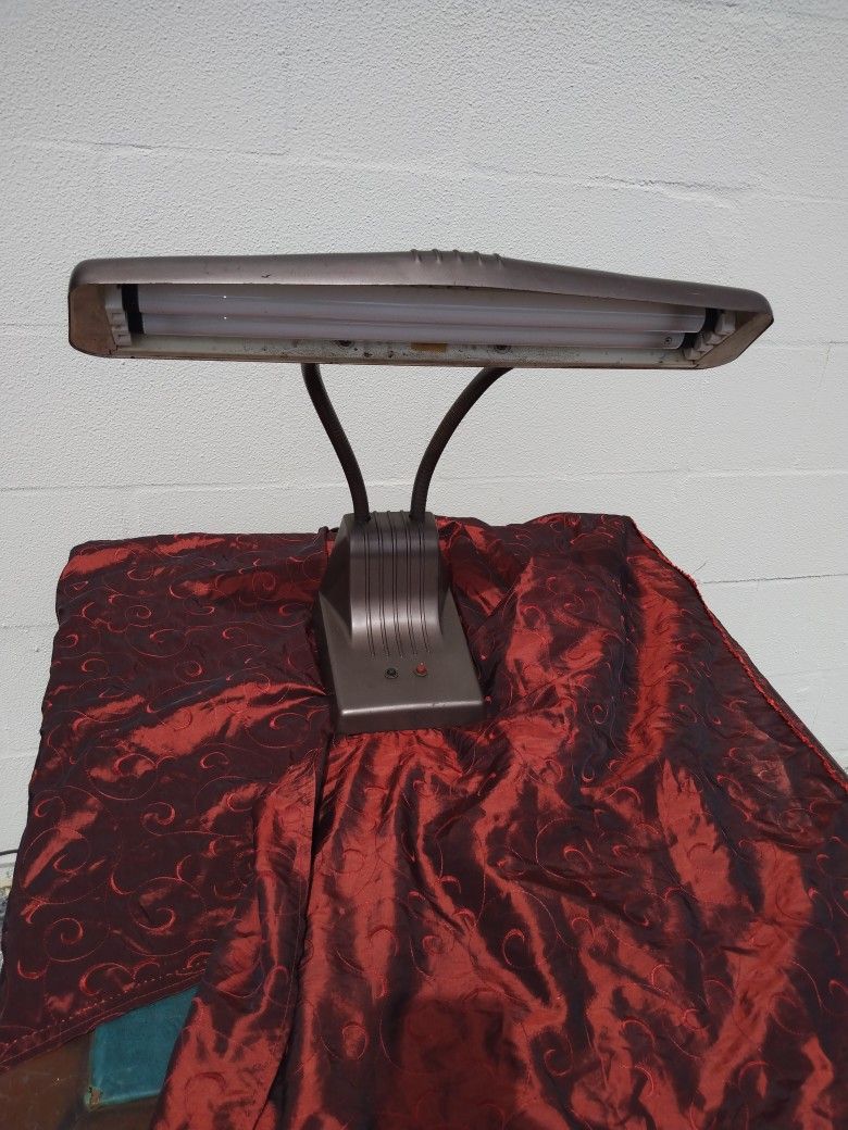 Old School Vintage Desk Lamp
