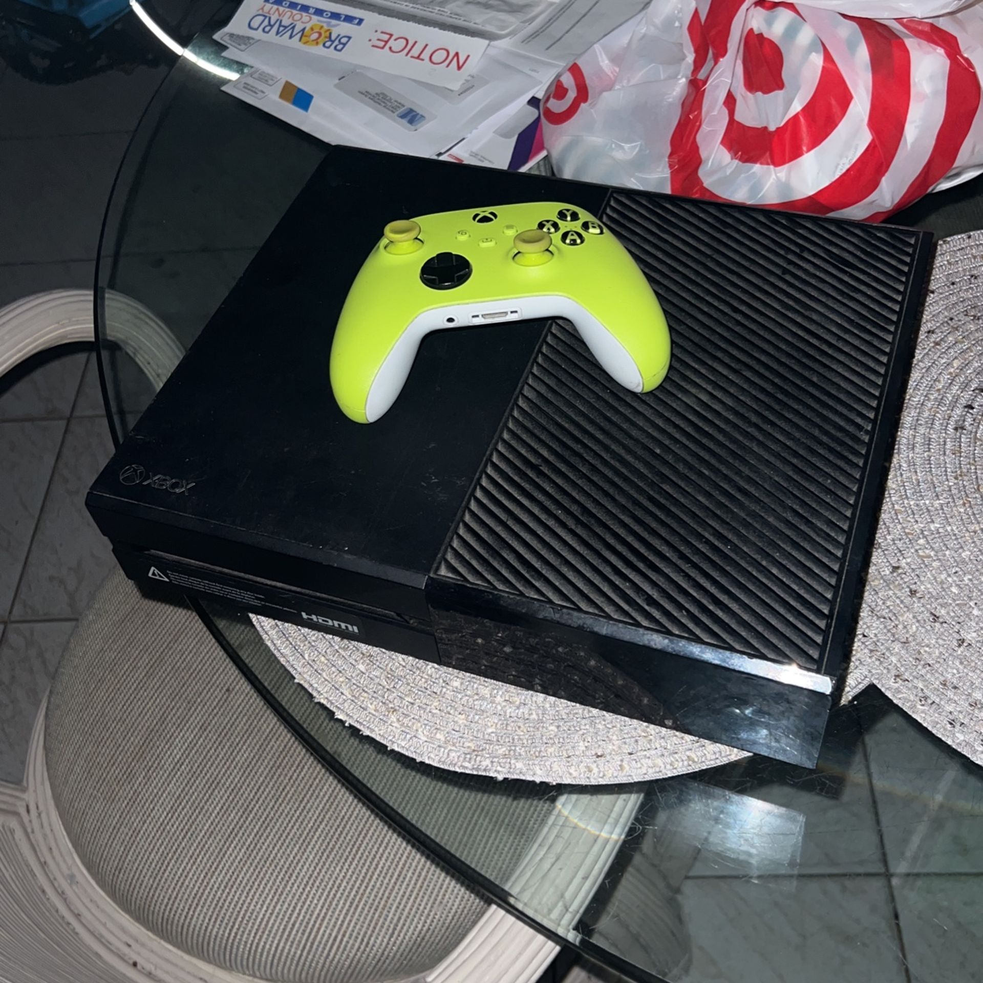 Xbox One and Xbox Series S