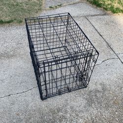 Small collapsible dog cage/kennel
