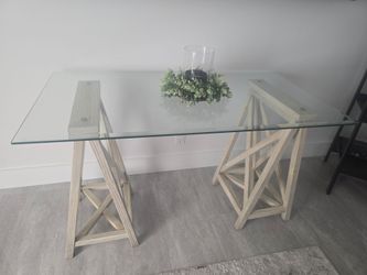 Entryway table