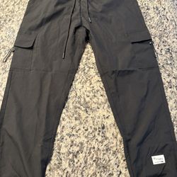 BLACK CARGO JOGGERS (M)