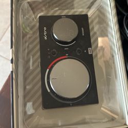 Head Set Amplifier
