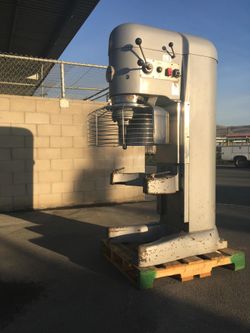 Hobart dough mixer 140 quart bakery equipment