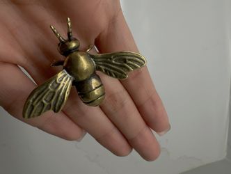 Vintage Solid Bee Ornament Bronze Bee Handicraft Collection 