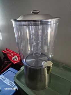 Best lemonade pitcher EVER