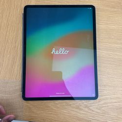 iPad Pro 12.9 WiFi And Keyboard (great Condition)