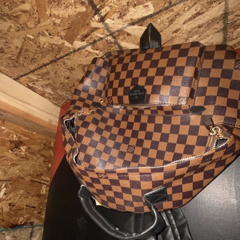 Louis Vuitton Small Book Bag for Sale in Philadelphia, PA - OfferUp