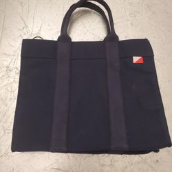 Shorebags canvas Tote Bag with zipper brand new
Navy blue