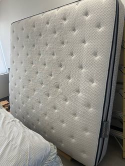 King size Marriot matress