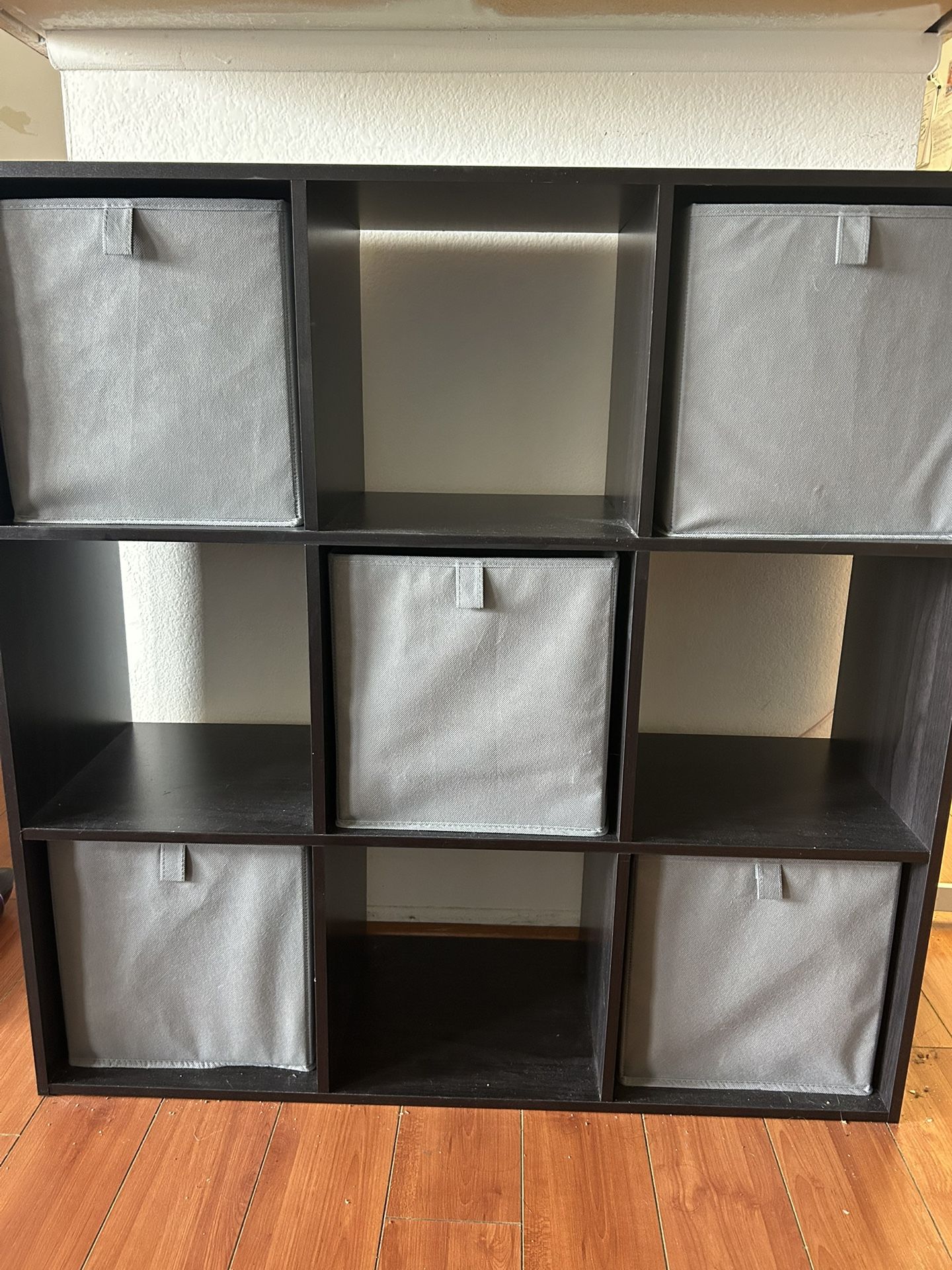 9 CUBE WITH FABRIC BINS