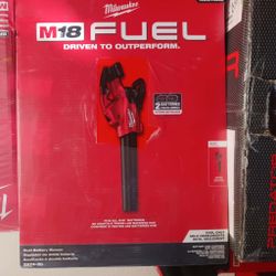 Milwaukee new dual power battery blower fuel 18M