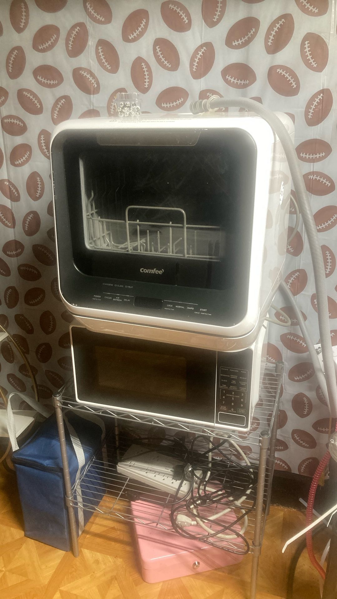 Dishwasher And Microwave