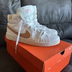 Nike- Men’s  Court Royale 2