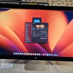 Apple 27 Inch THUNDERBOLT Monitor. Frayed Cable + Glass Damage....💯 functional... 