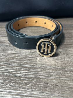 Tommy Hilfiger Women's Black Skinny Logo Buckle Adjustable Belt Size S/P