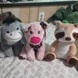 Stuffed Animals Lot