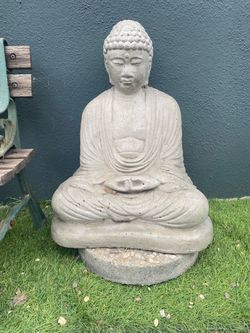 Large Concrete Sitting Buddha Garden Statue