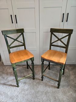 Set of 2 Wood Counter Height Pier 1 Bar Stools