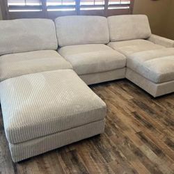 New 4 Piece Modular Sectional Couch! Includes Free Delivery 🚚! 