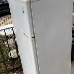 Avanti Refrigerador 