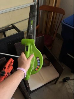 Leaf blower