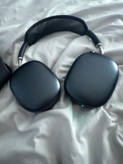 Apple - AirPods Max (USB-C) - Midnight With Original Box
