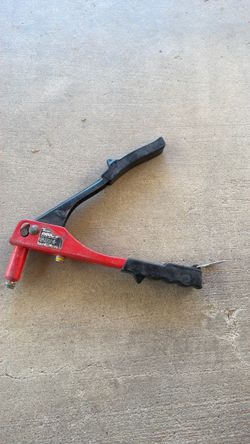 Arrow Hand Rivet Tool
