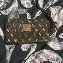 Dooney & Bourke Wallet