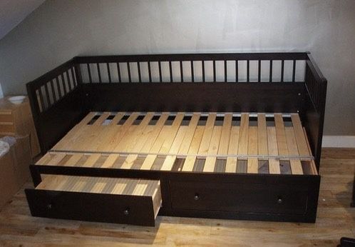 Day Bed, Trundle, Dresser