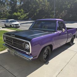 1972 Dodge D100
