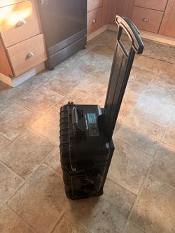 Protective case with wheels