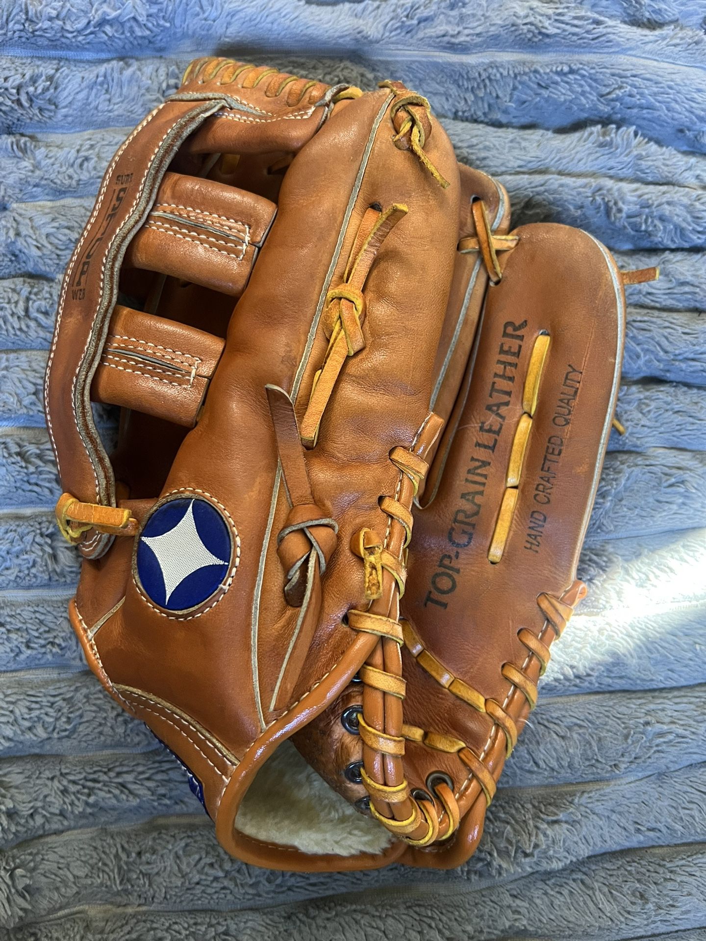Spalding Player Series Softball Glove 