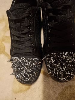 Red bottoms size 9 will fit 9.5 perfectly