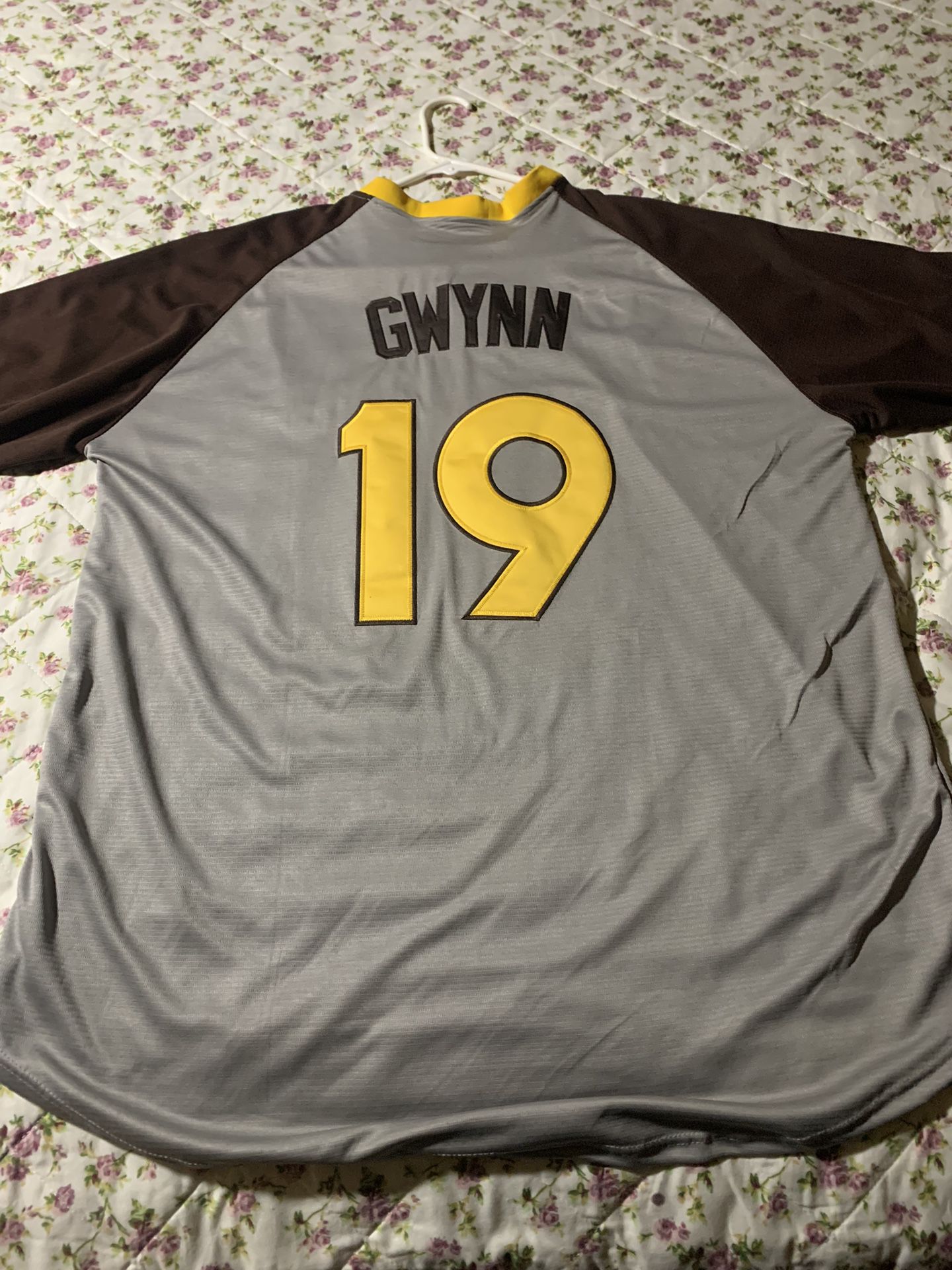 San Diego Padres Tony Gwynn Cooperstown Collection Authentic Nike Pinstripe  Jersey for Sale in Chula Vista, CA - OfferUp