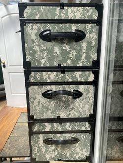 Military style Storage Trunk (Move Out Sale) - Everything Needs To Go! 
