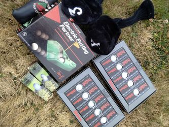 36 Golf Balls Wilson +& Electric Putting Partner